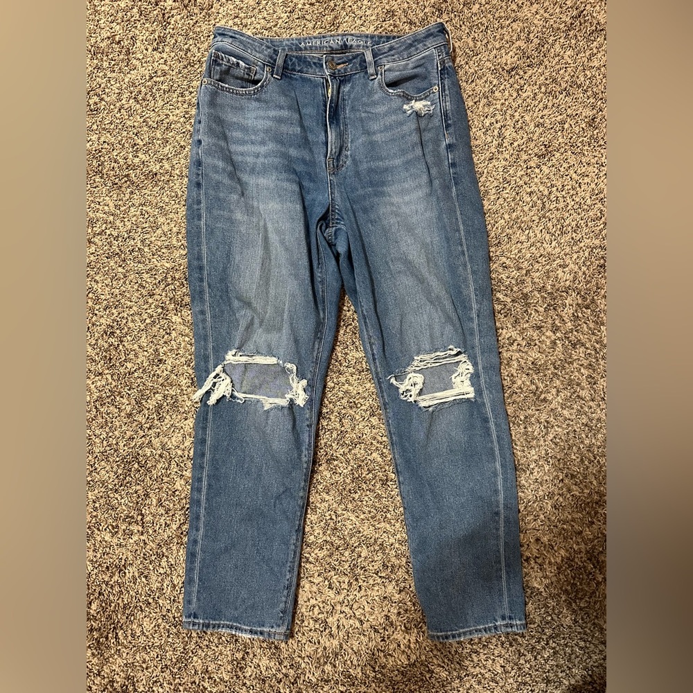 American eagle mom jeans